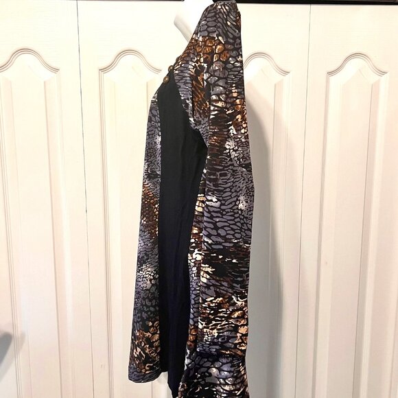Max & Rina Women's Long Sleeve Snake Skin Print Tunic Stud Blouse-Size Medium - Picture 9 of 14